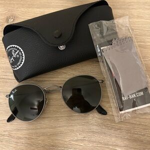 Ray-Ban Round Metal Antiqued Sunglasses